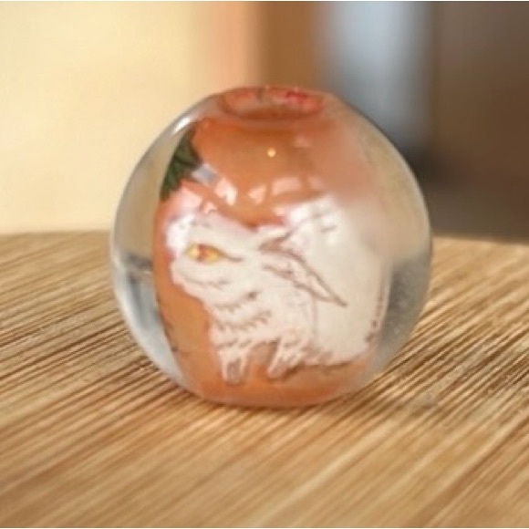 Reverse painted glass, bead, half inch diameter with white bunny in the garden - Picture 2 of 13